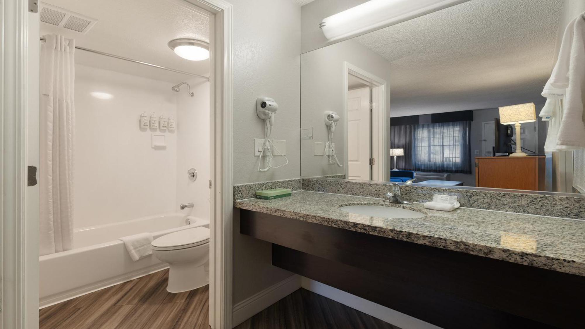 Deluxe Double Room with Two Double Beds