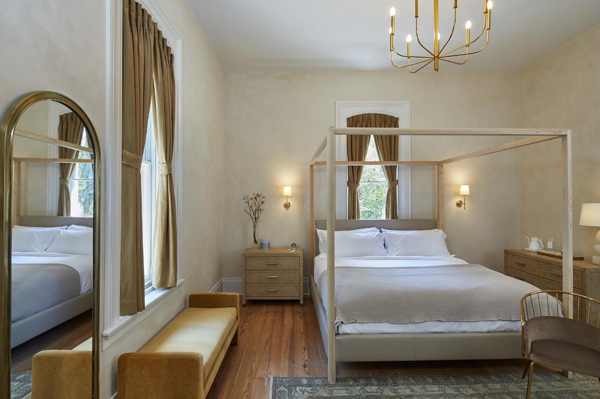 Superior King Room