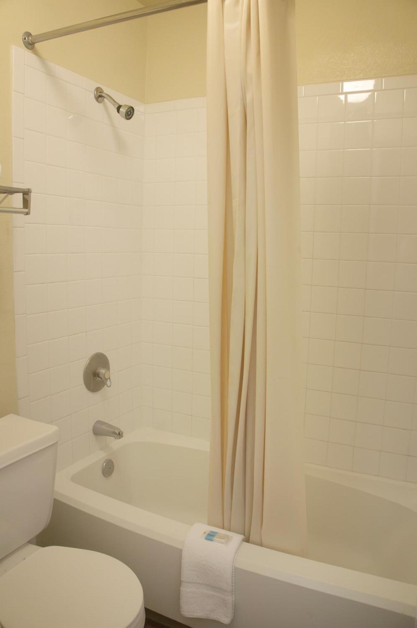 Standard  Room with Two Double Beds,1630873011:JPEG
