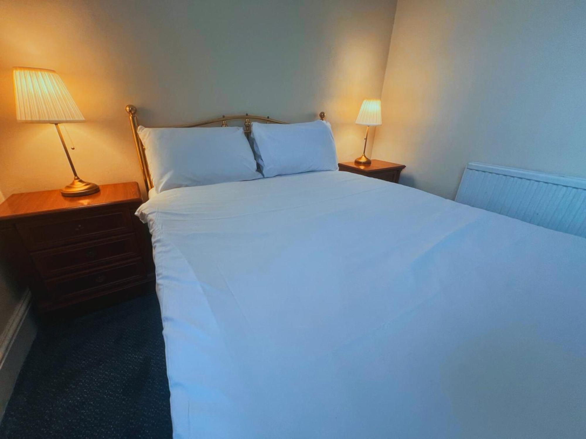 Double Room with Shared Bathroom