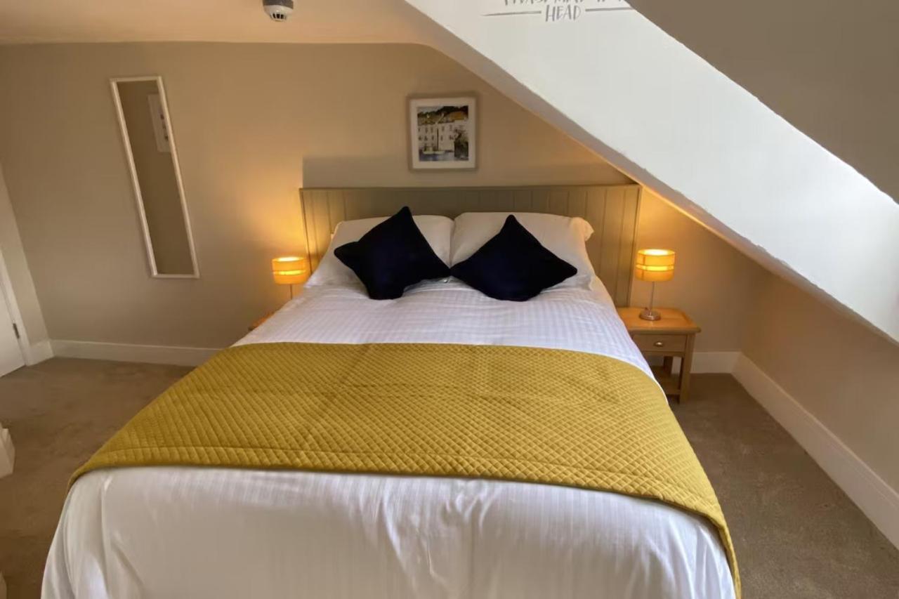 Twin Room,1638371686:JPEG