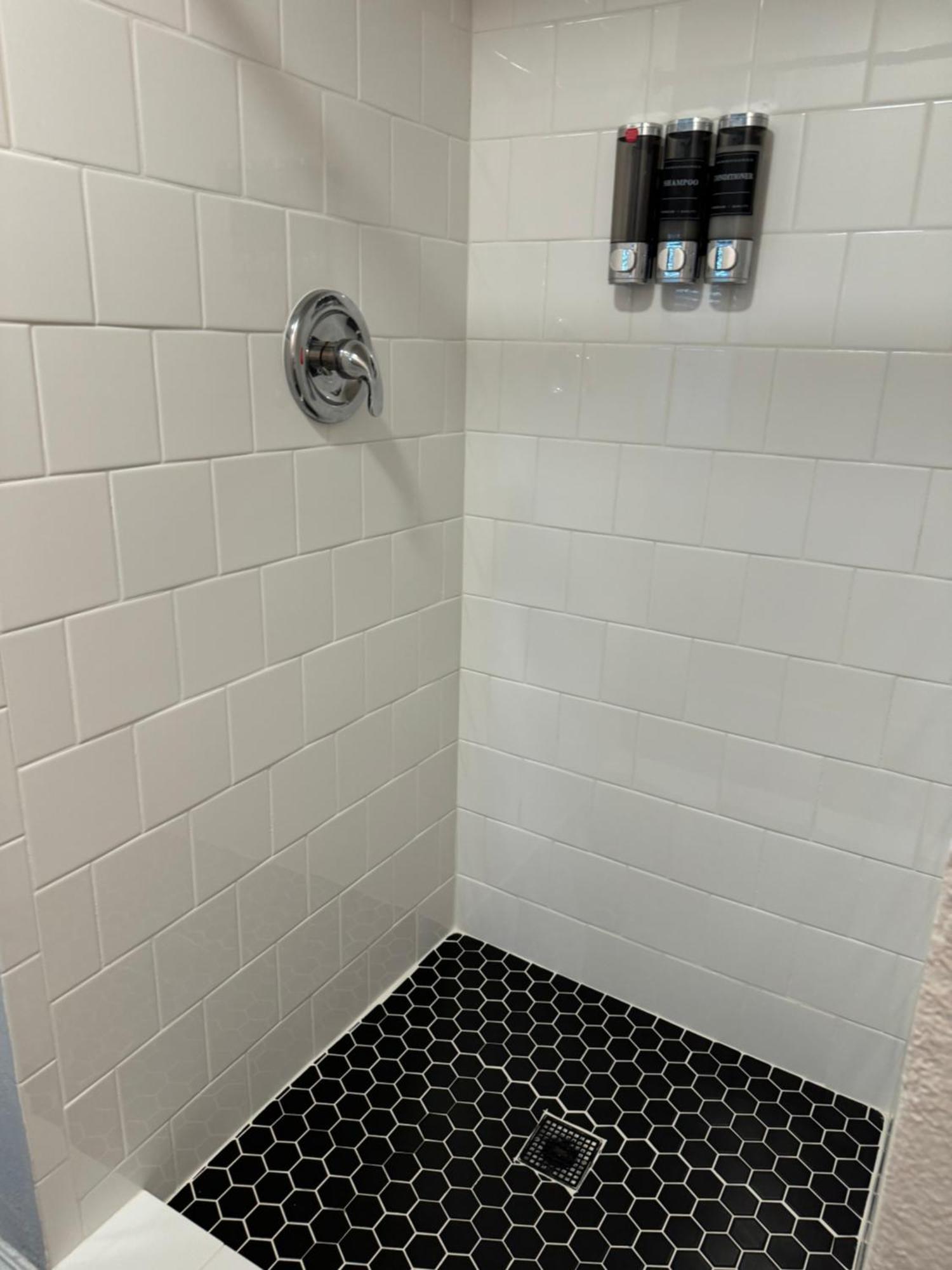 Two-Bedroom Suite,1644648274:JPEG