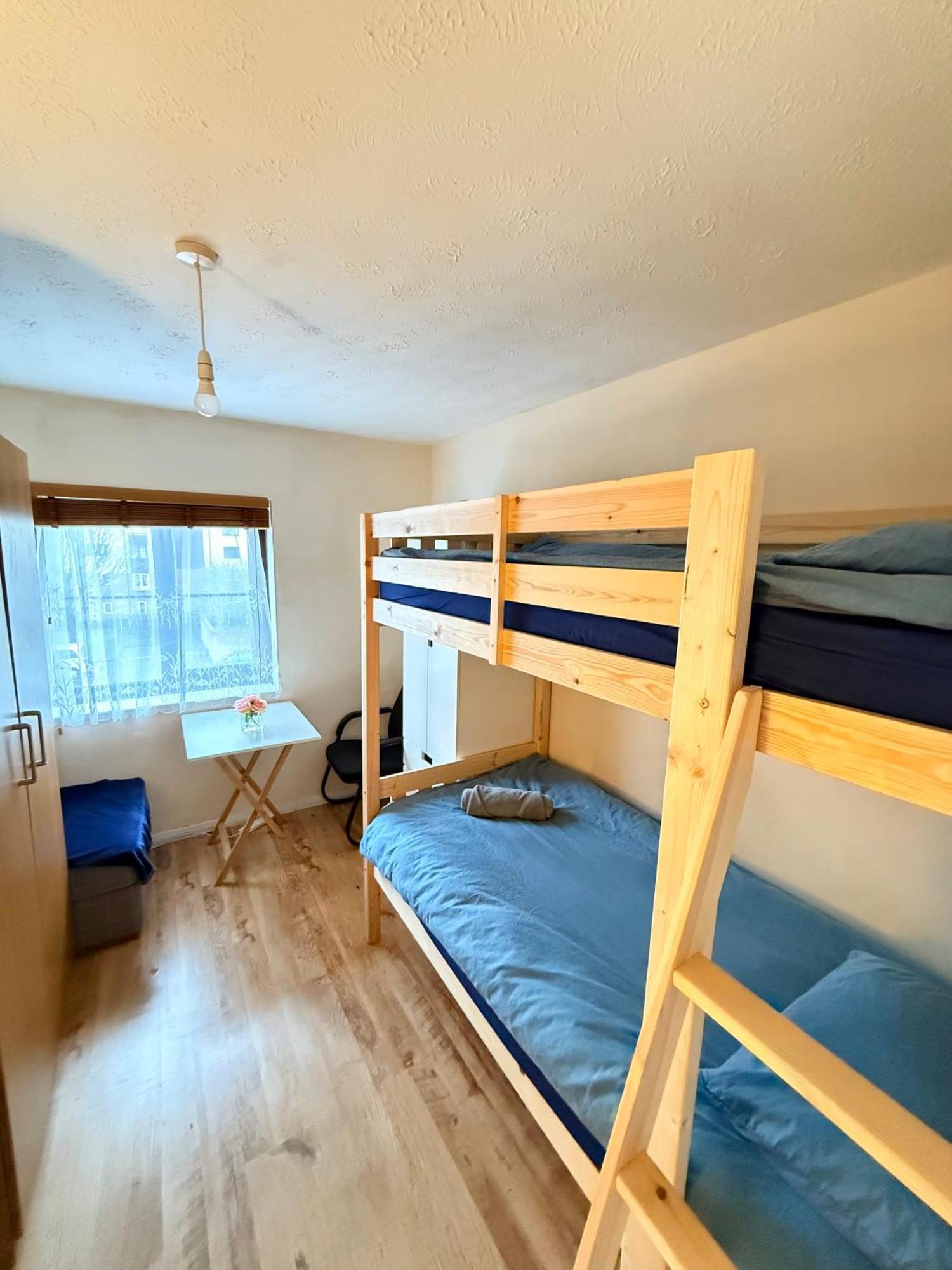 Mixed Dormitory Room