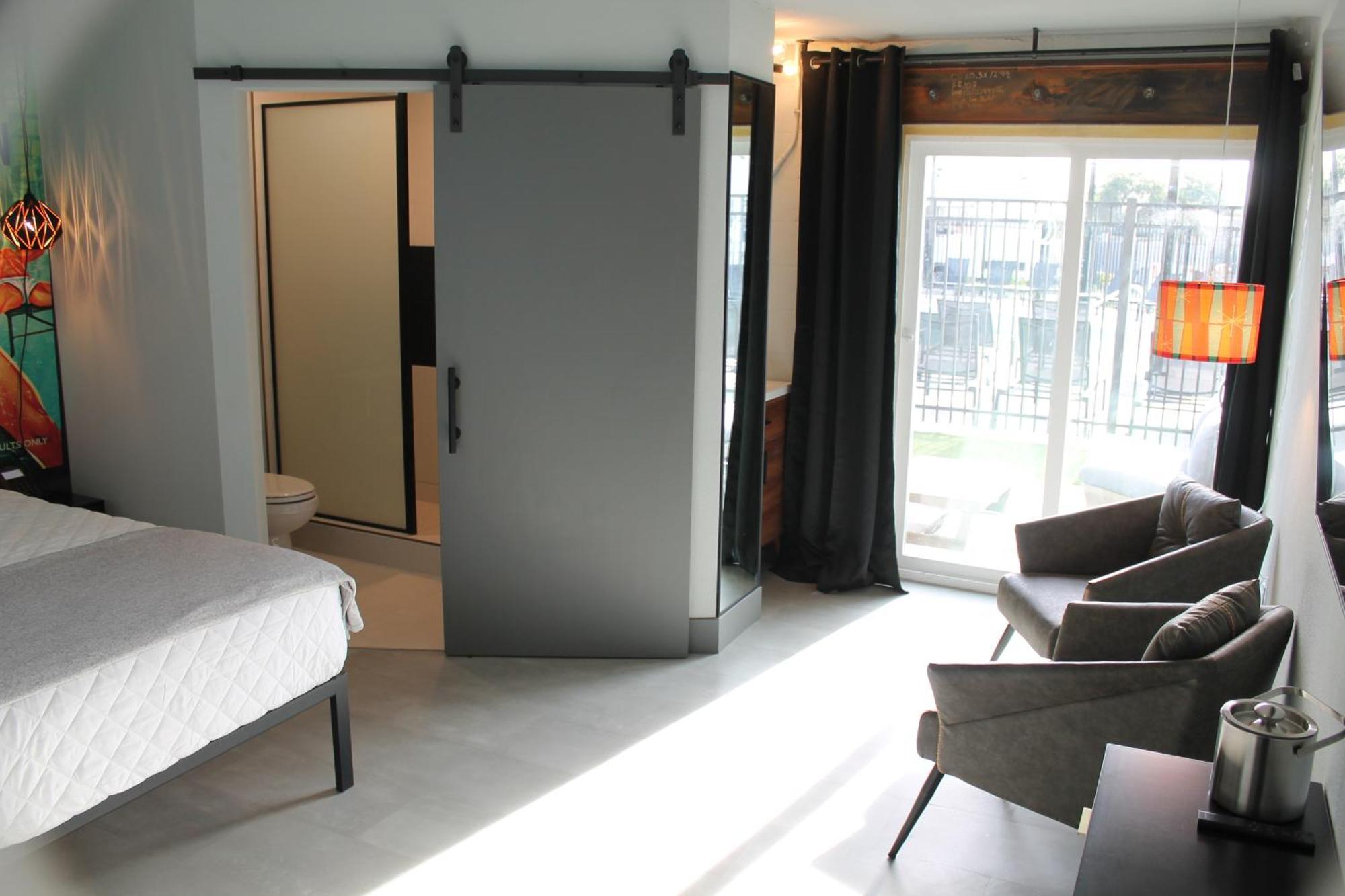 King Room with Pool View