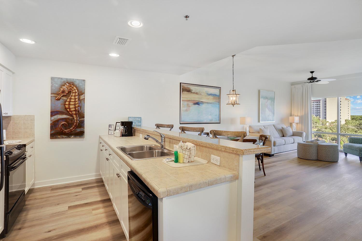 One-Bedroom Apartment with Balcony