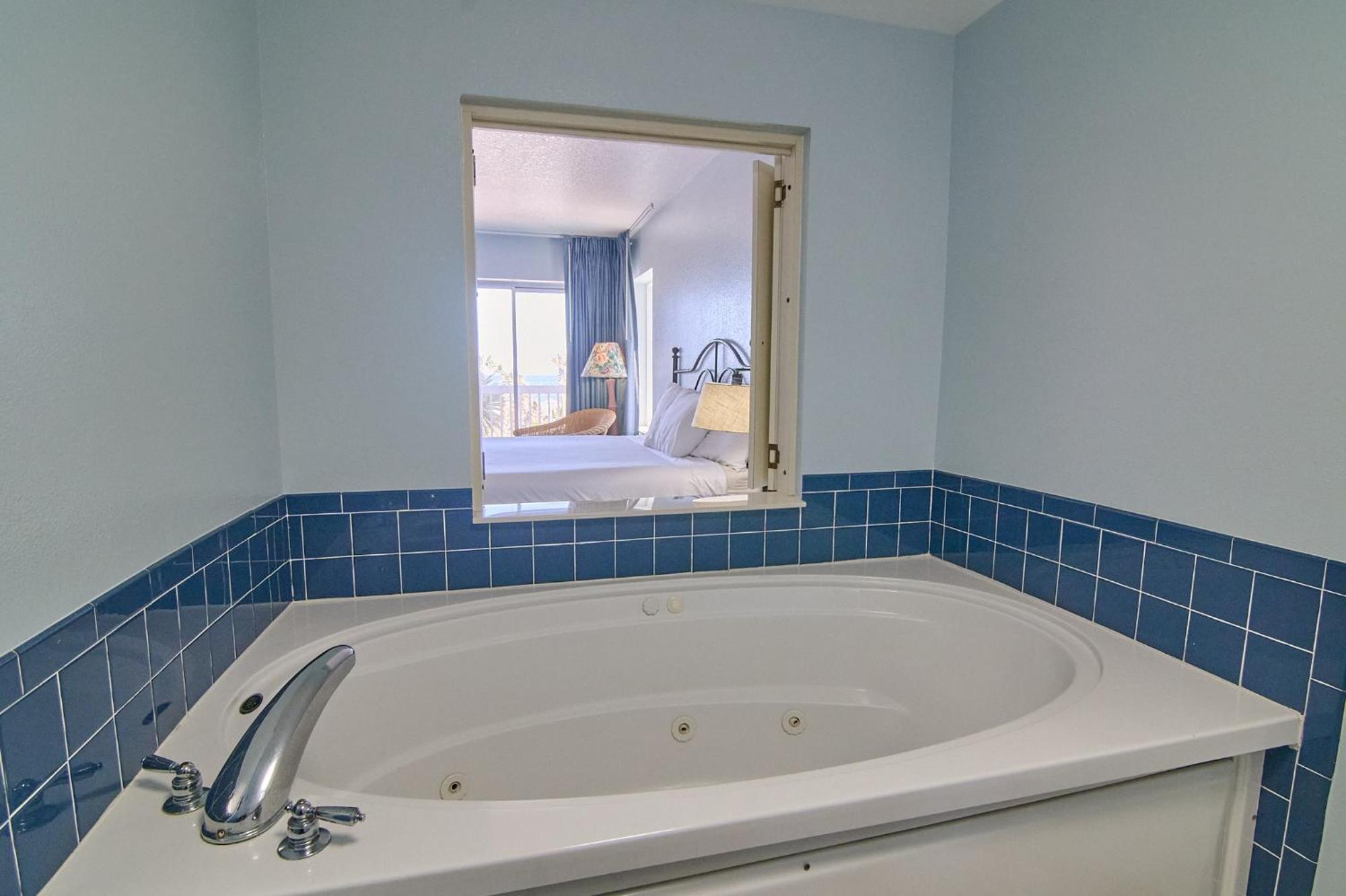 King Room with Jacuzzi - Third Floor