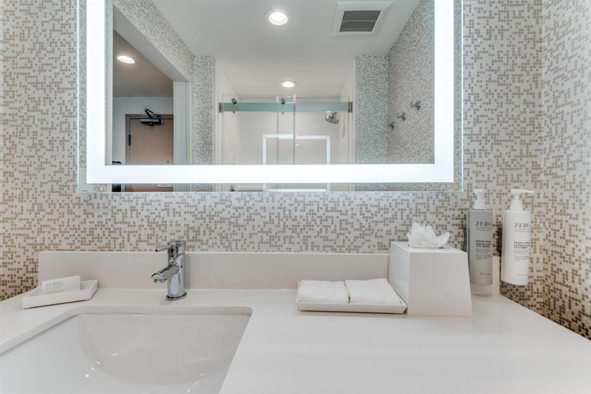Queen Studio Suite