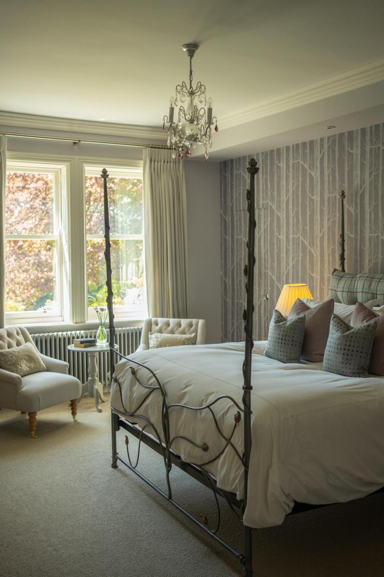Deluxe King Room,1680285476:JPEG
