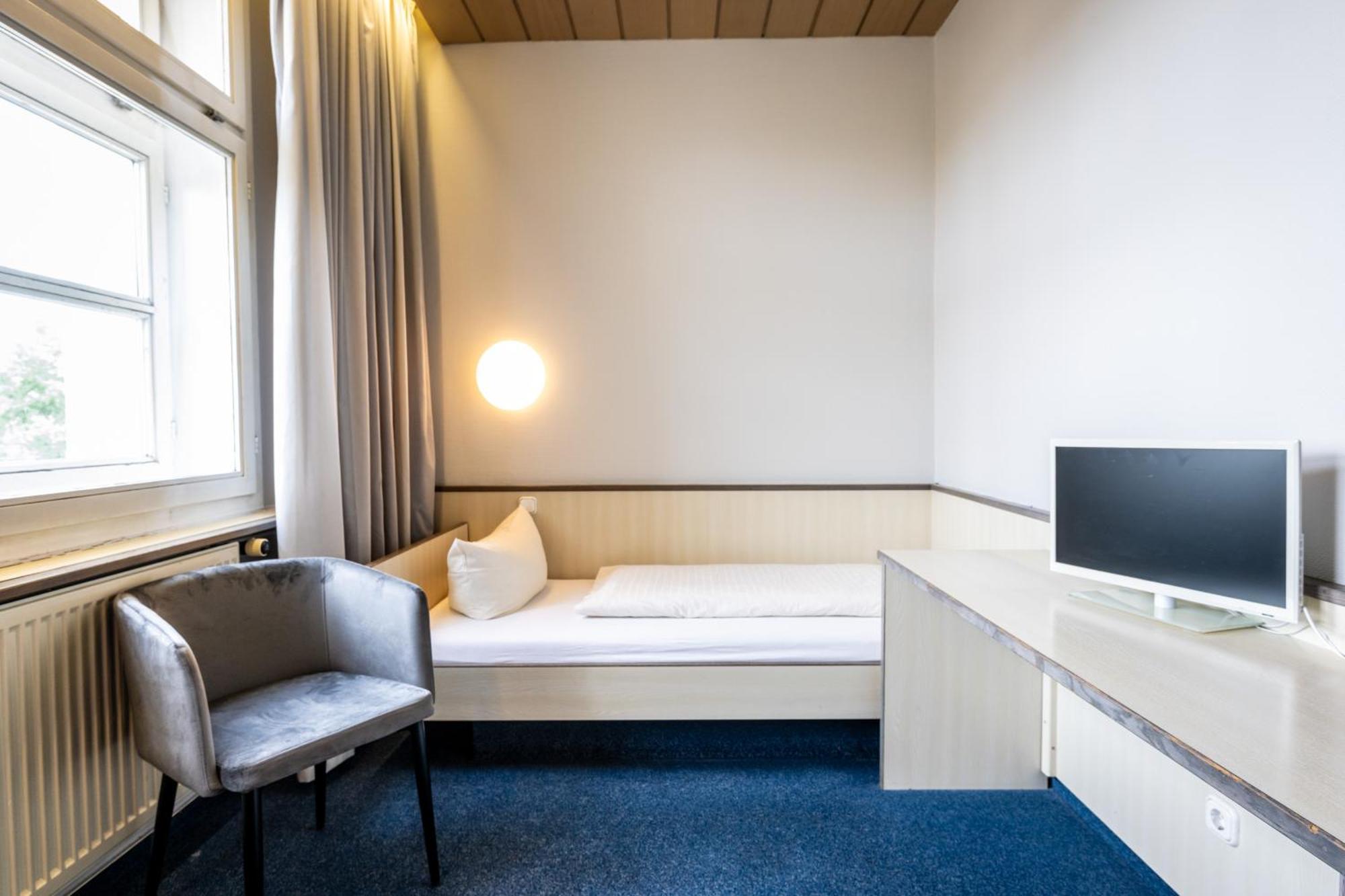 Large Twin Room
