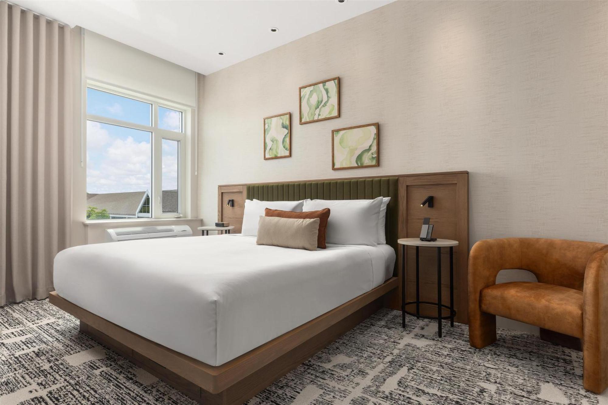 King Room,1696235766:JPEG