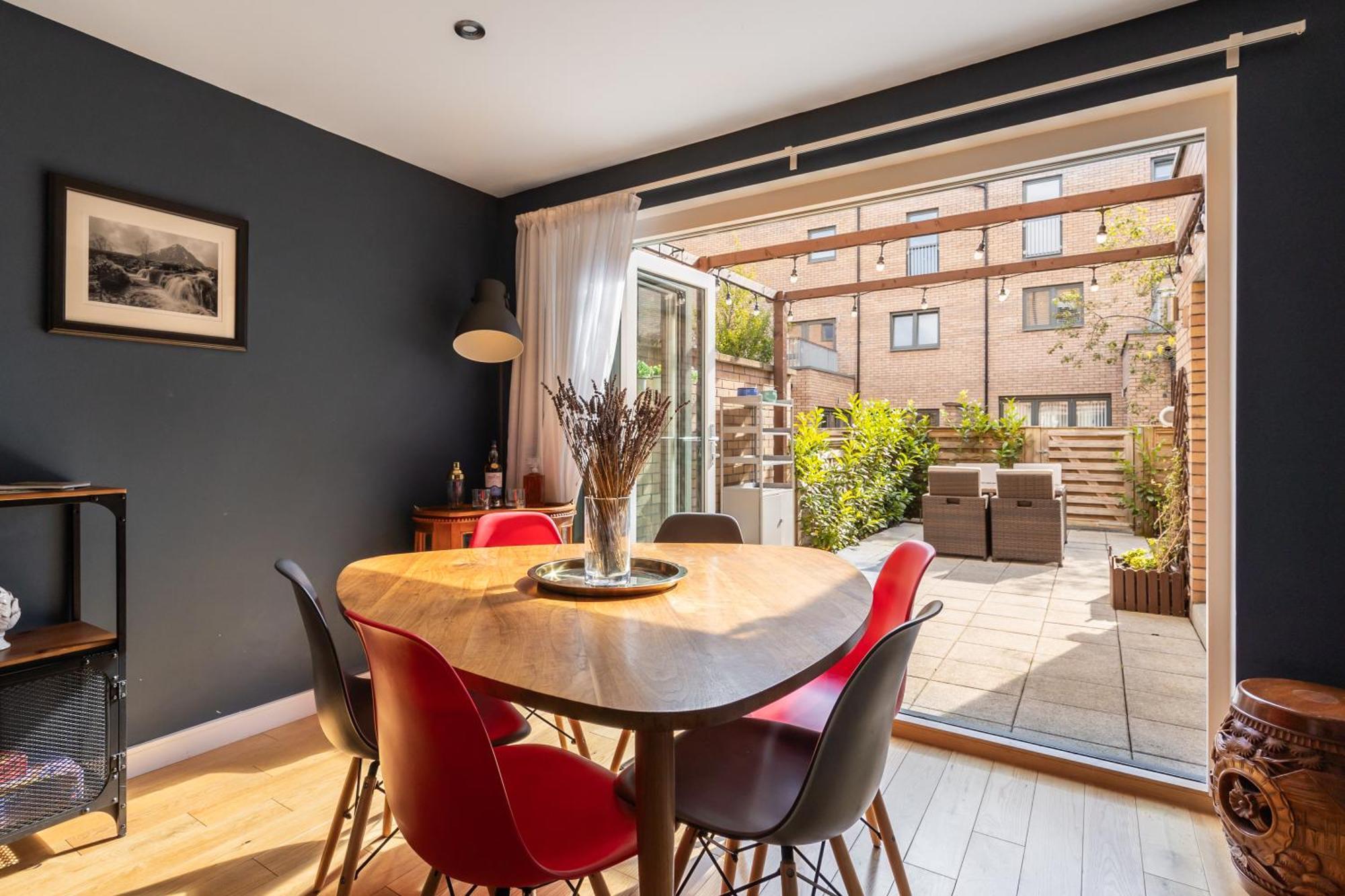 Three-Bedroom House,1697433416:JPEG