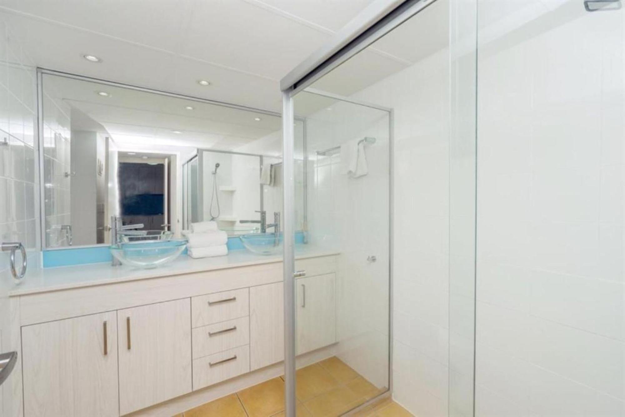 Two Bedroom Apartment (Lower Floors) – Beachfront
