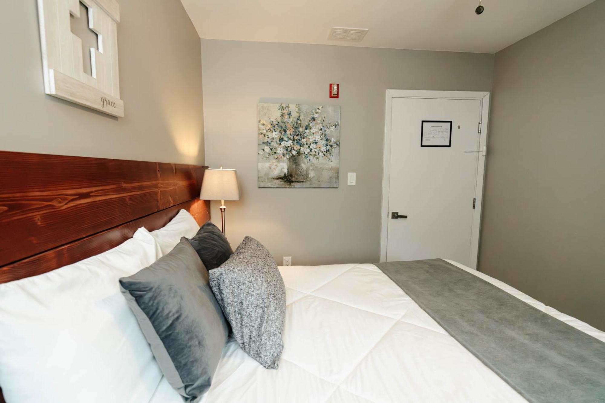 Queen Room