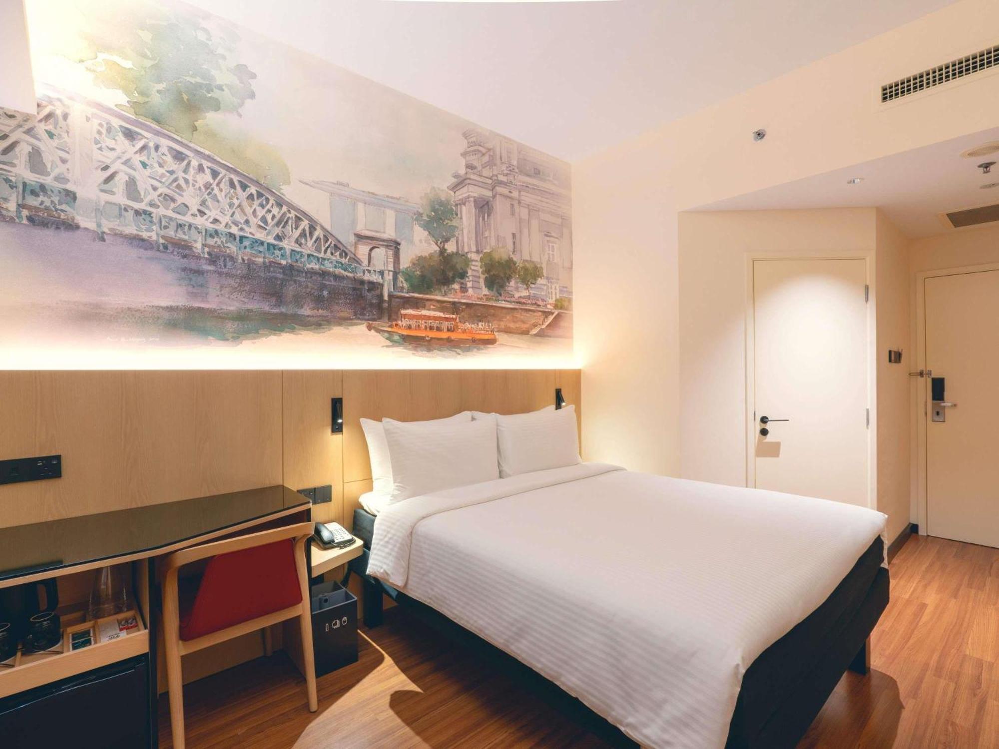 Superior Queen Room, 1 Queen Bed,1717019081:JPEG