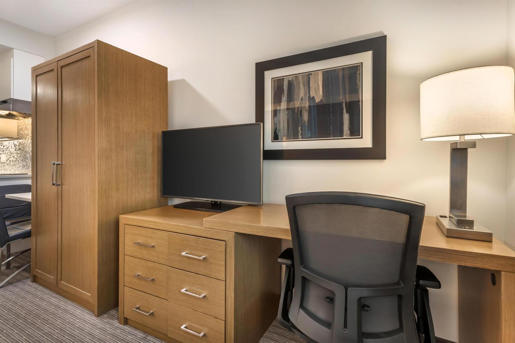 King Room with Kitchenette - Not Pet Friendly
