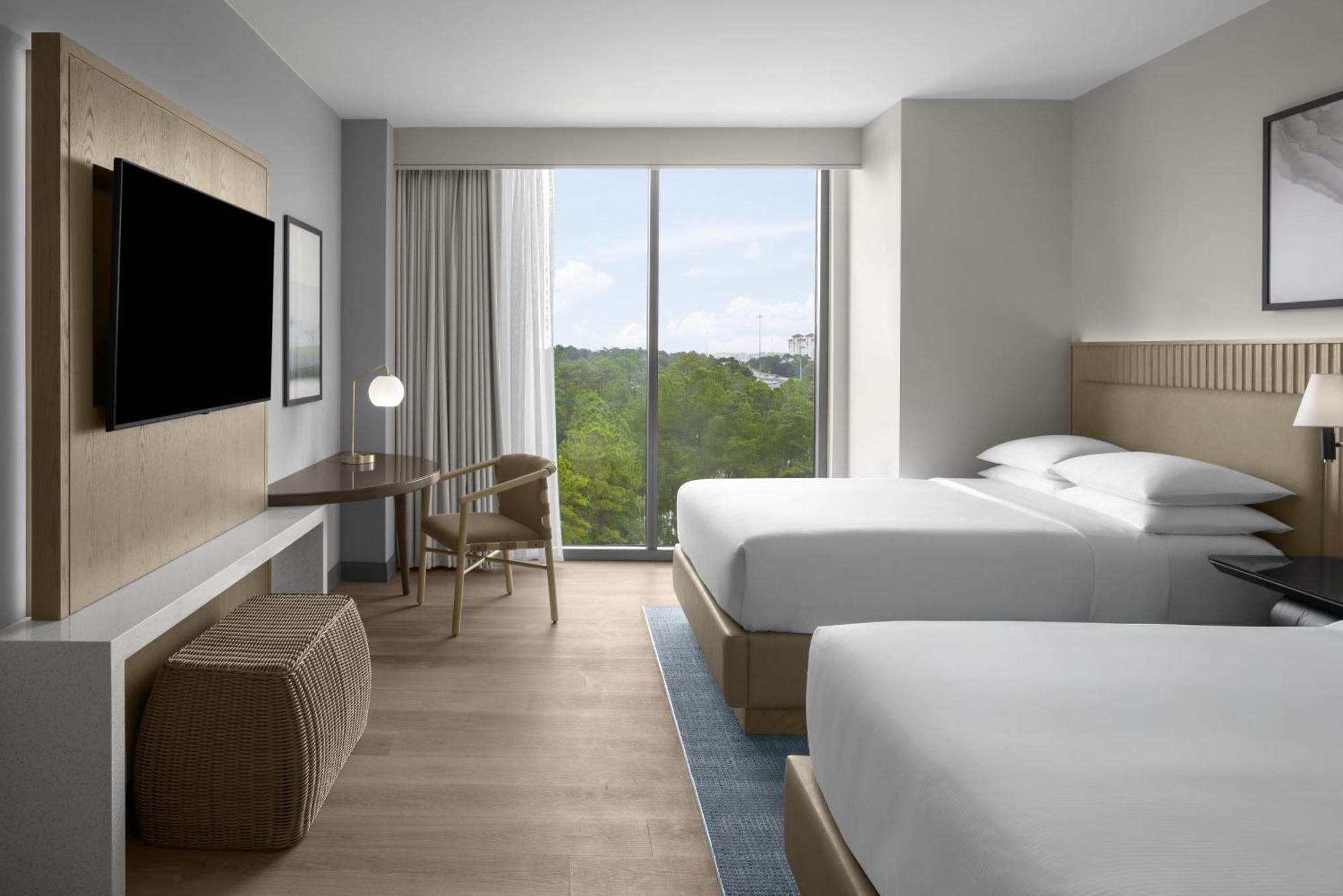 Queen Room with Two Queen Beds - Water View - Hearing Accessible