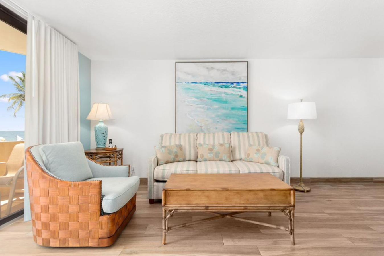 One-Bedroom Apartment with Balcony and Sea View