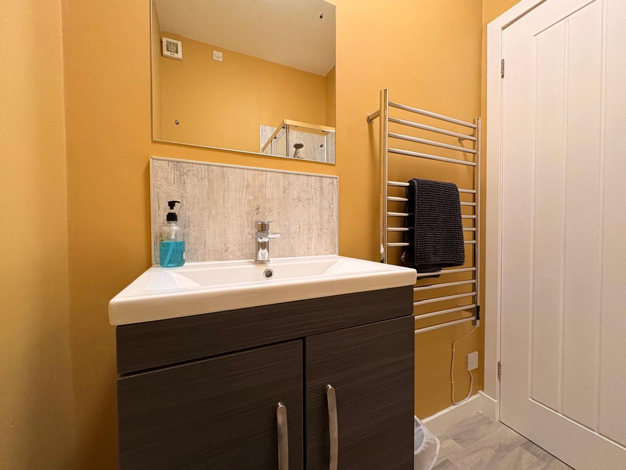 Budget Single Room,1743472518:JPEG