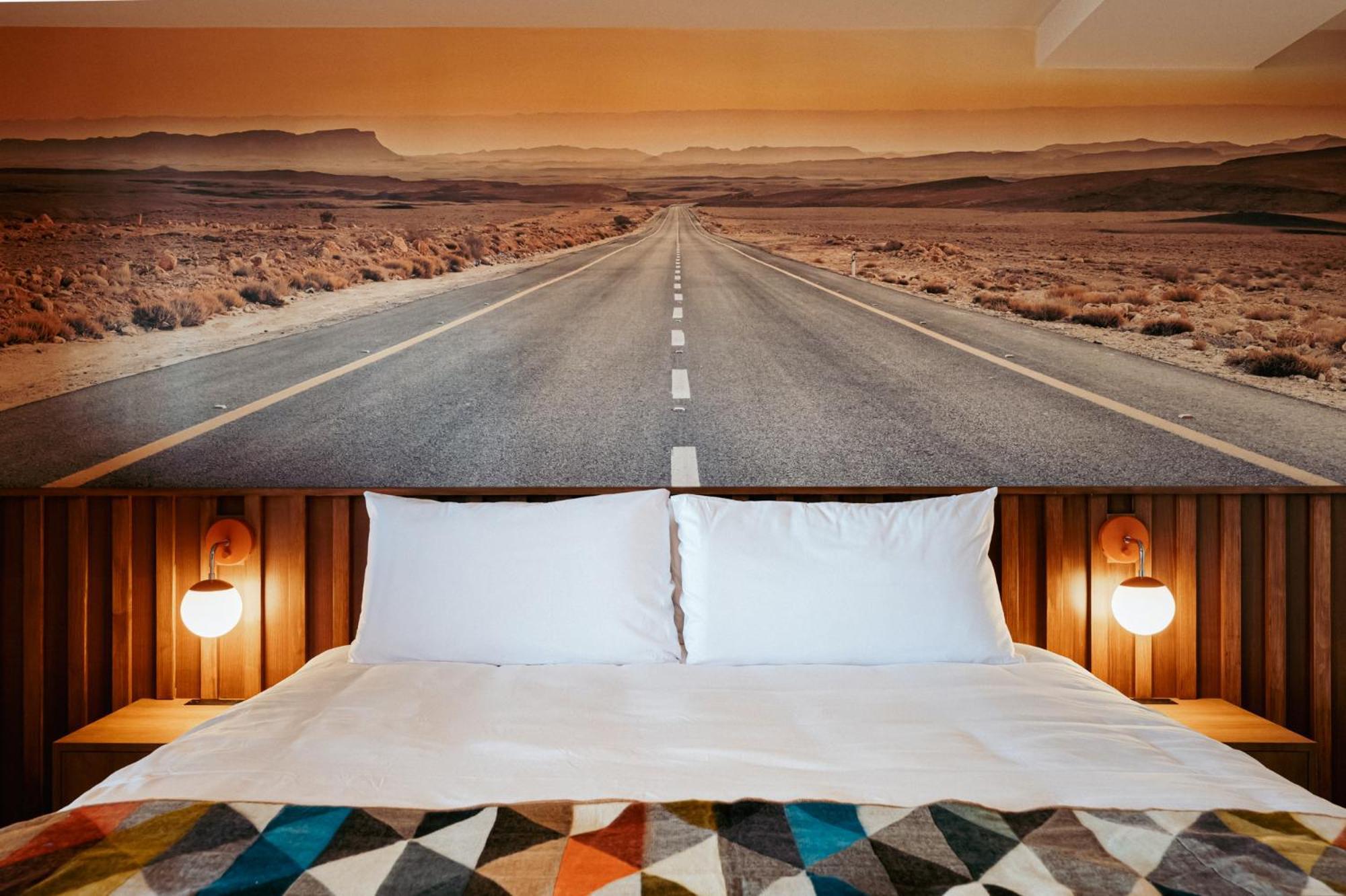 Highway Daydream
