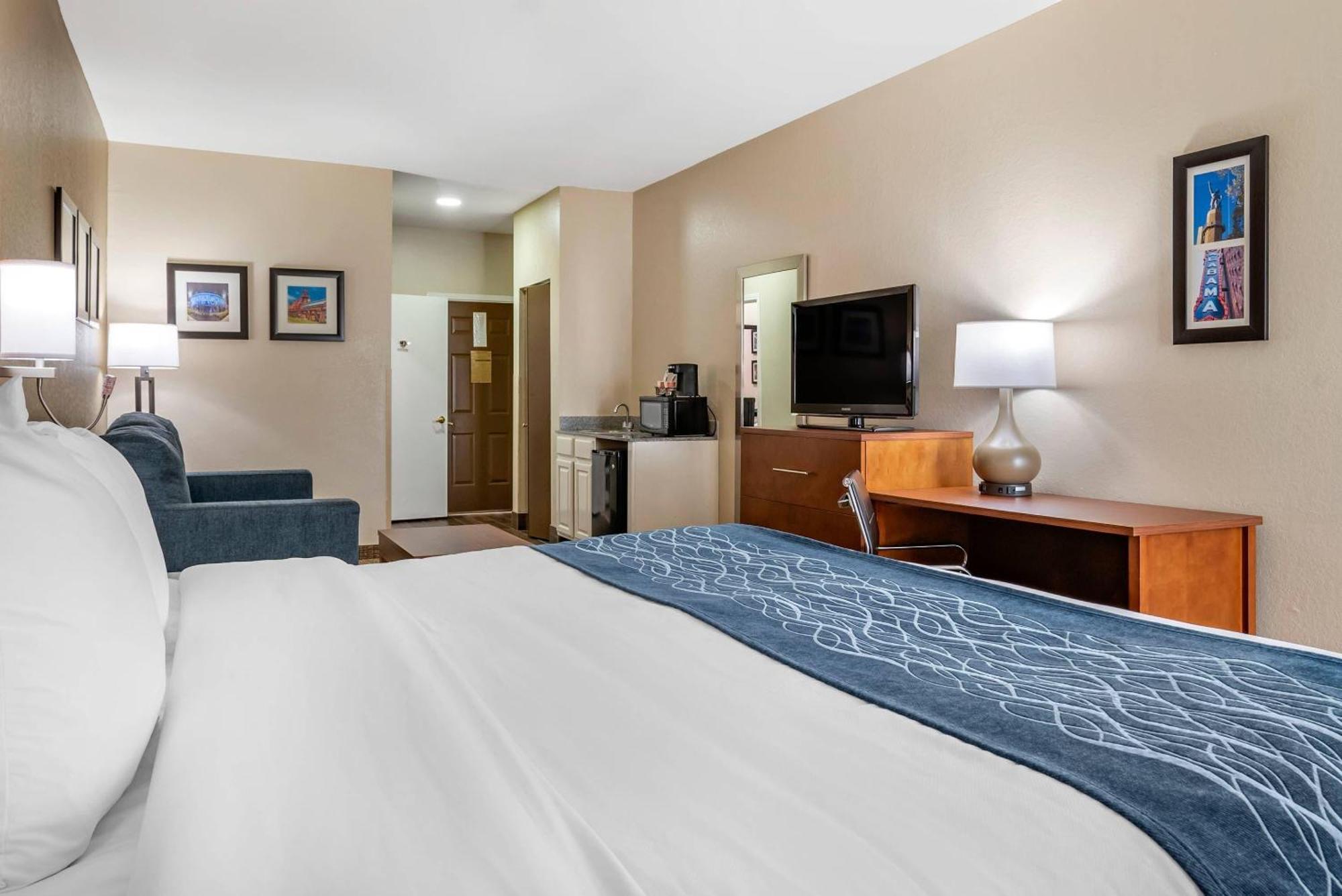 King Room with Sofa Bed