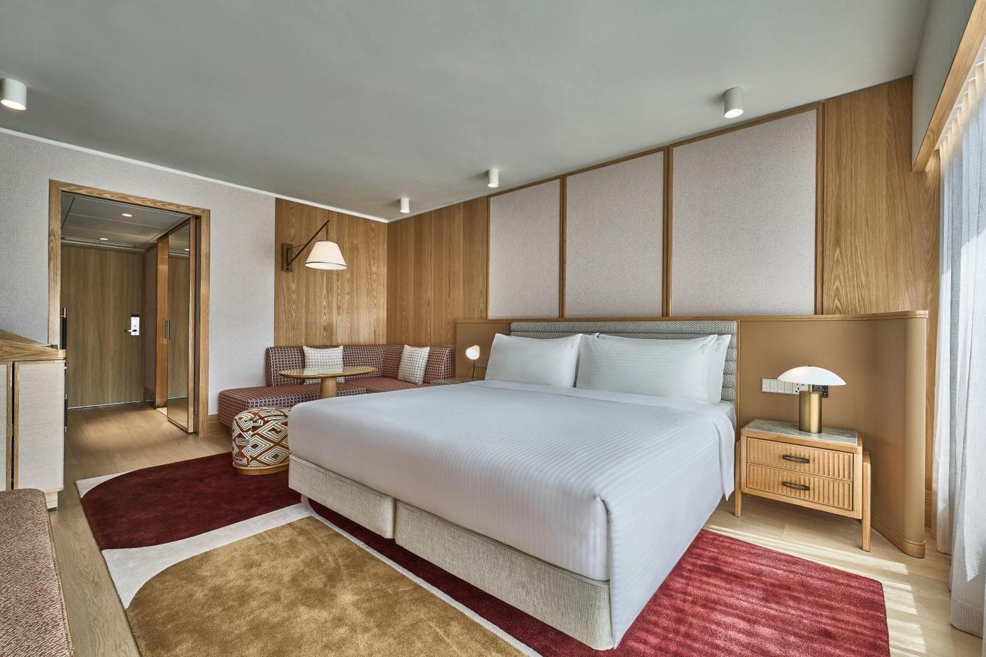 Premium King Room