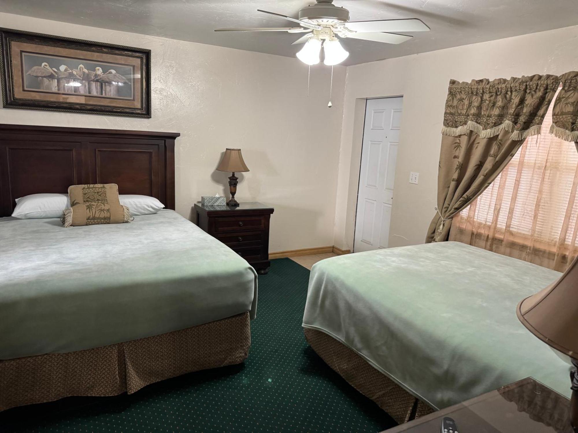 Junior Suite with Garden View