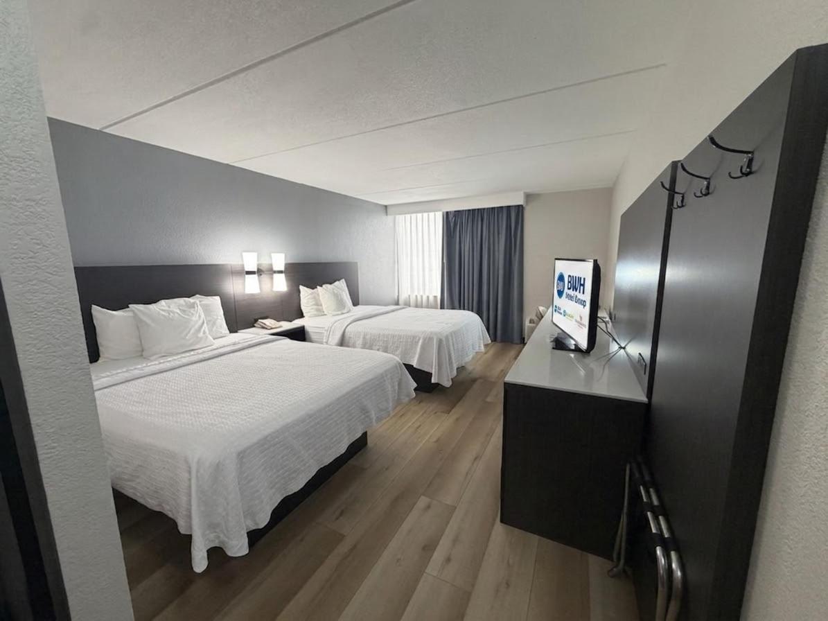 Queen Room with Two Queen Beds