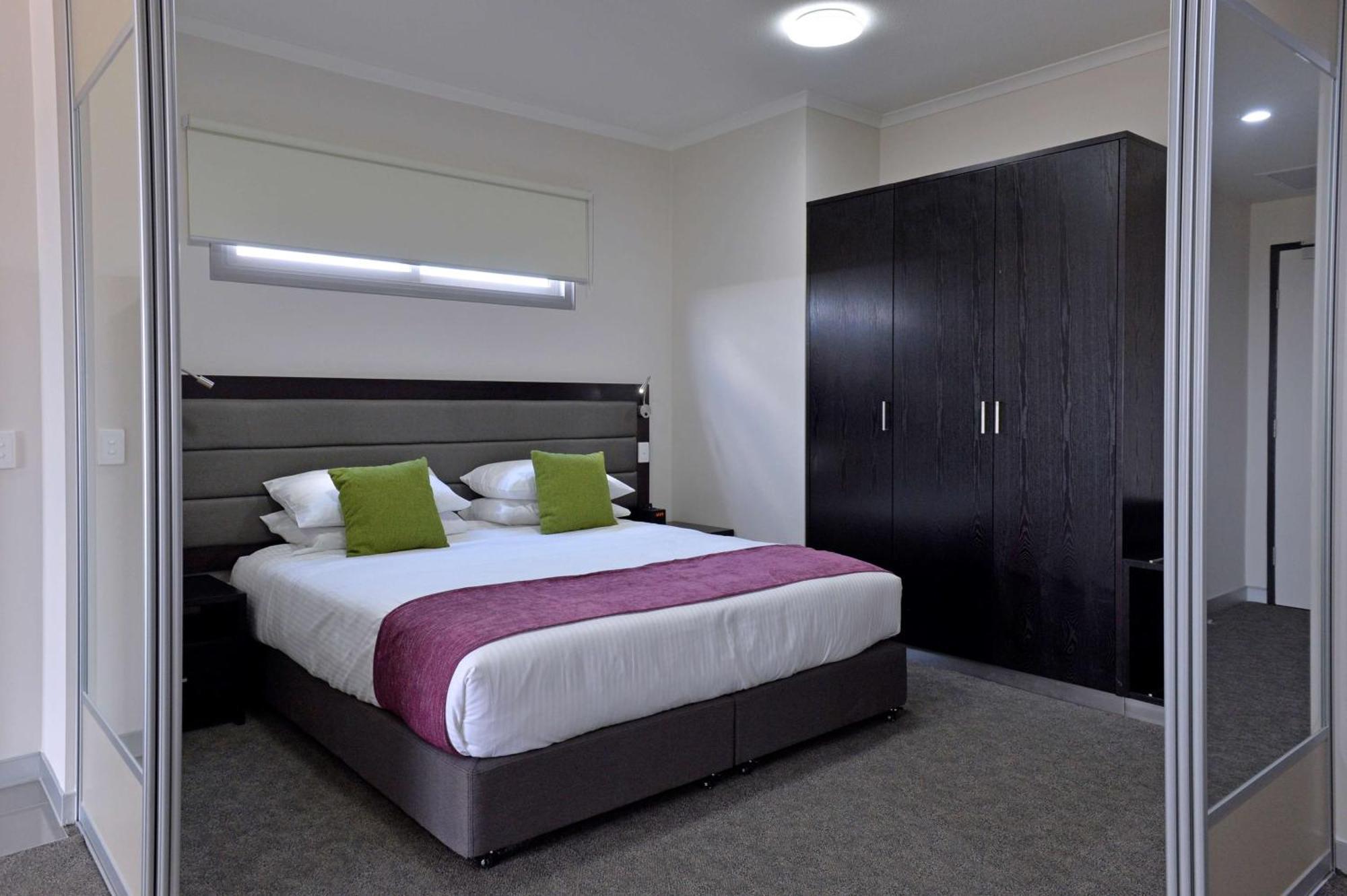 One Bedroom Serviced Apartment with Balcony