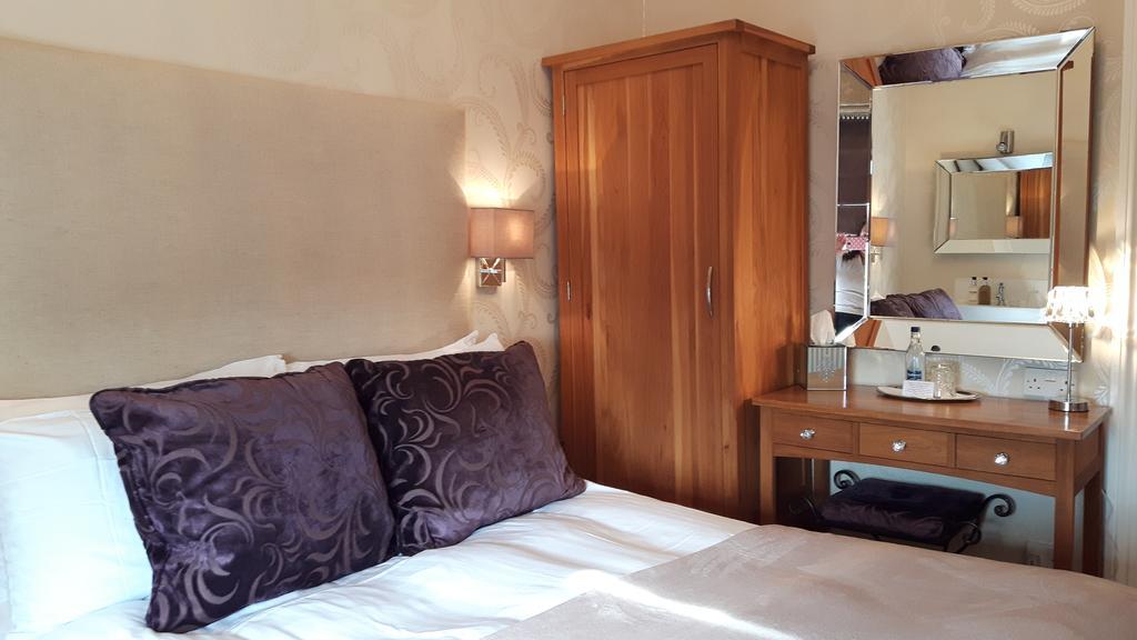 Deluxe Double Room,216475031:JPEG