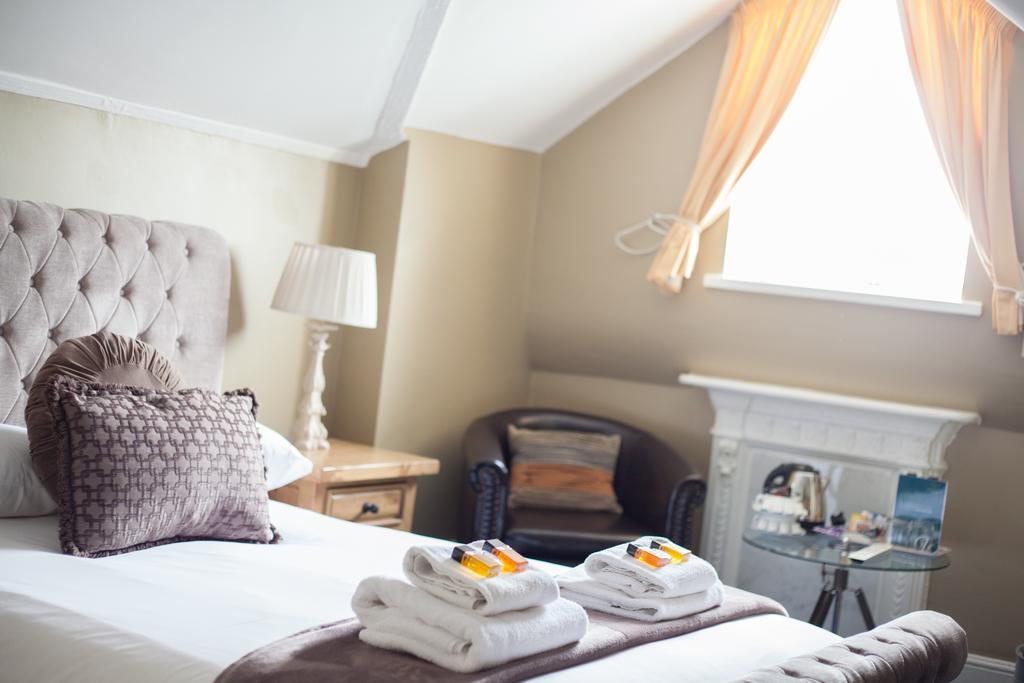 Double Room with Bath,1588196826:JPEG