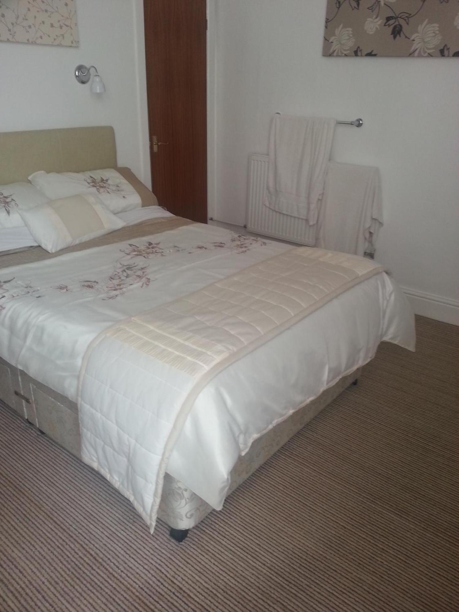 Superior Double Room,1758323899:JPEG