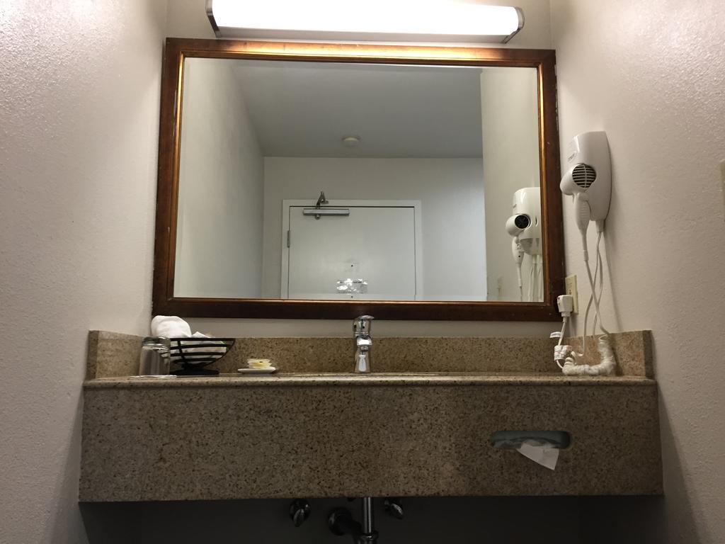 Quadruple Room,1227073298:JPEG