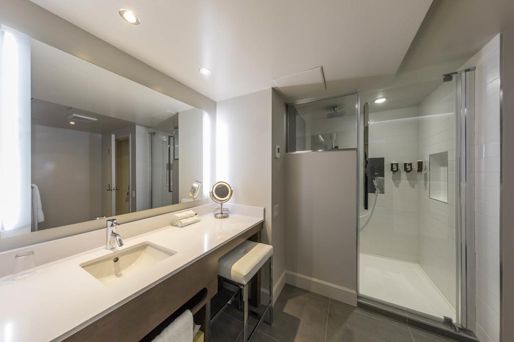 Studio Suite with King Bed - Double,706750807:JPEG