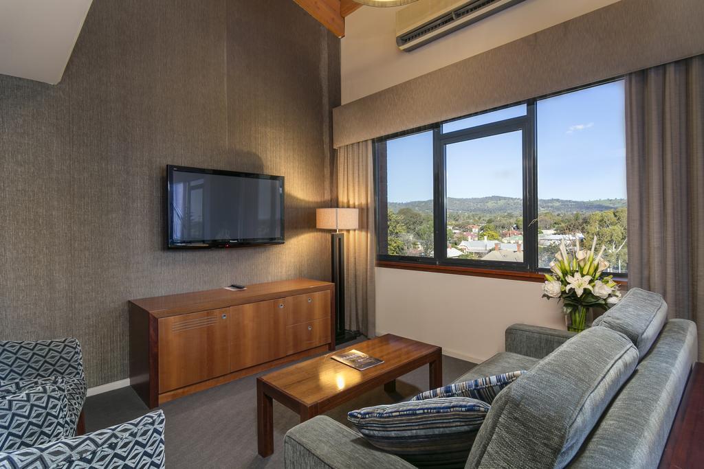 Loft Spa Suite,680544657:JPEG