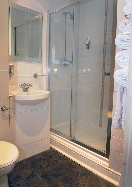 Standard Double Room,559408950:JPEG