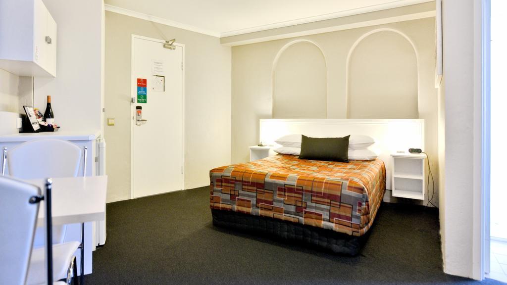 Queen Room with Balcony