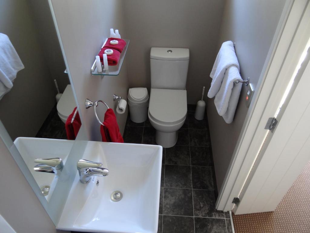 King or Twin Room,52239293:JPEG