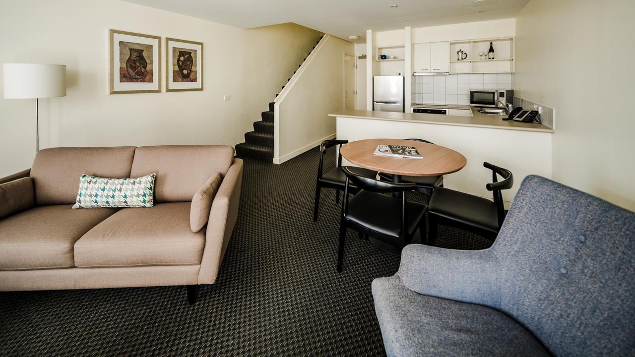 Two-Bedroom Apartment - Townhouse,507846240:JPEG