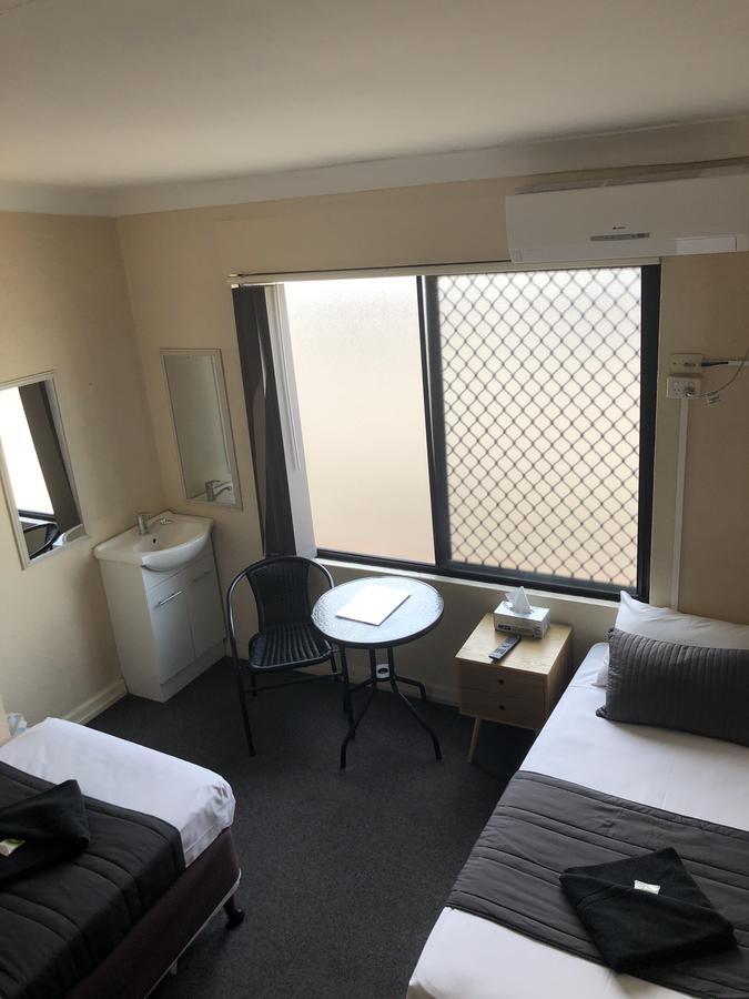 Budget Room with Shared Bathroom