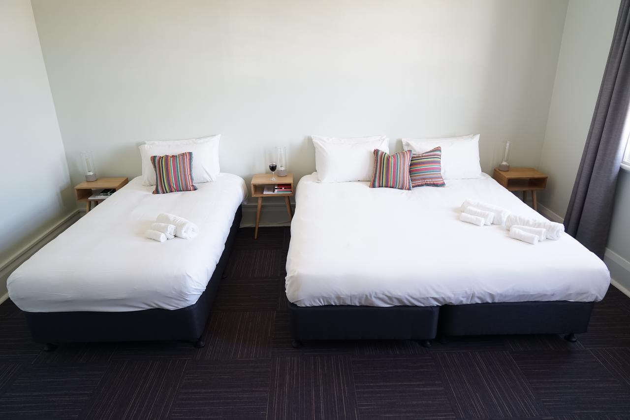 Superior Triple Room with Shared Bathroom,573086466:JPEG