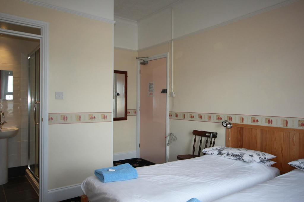 Double Room,57725281:JPEG