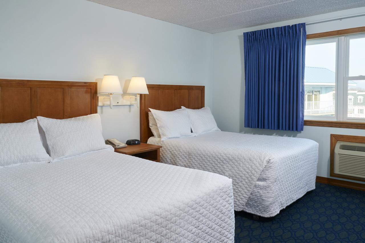 Deluxe Double Room with Balcony and Sea View