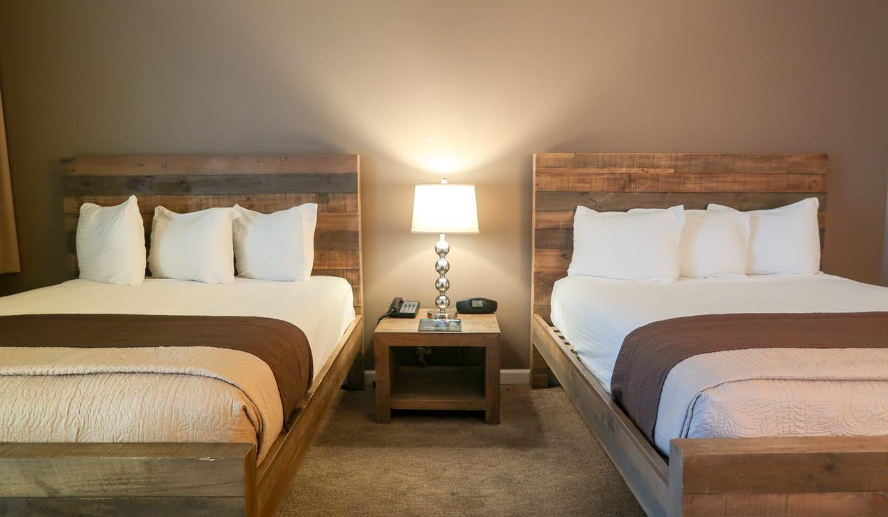 Standard Queen Room with Two Queen Beds