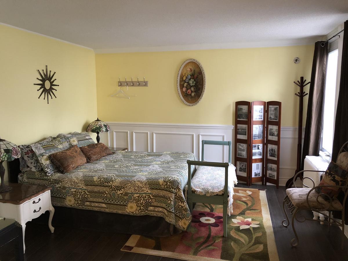 Suite with Balcony,633358041:JPEG