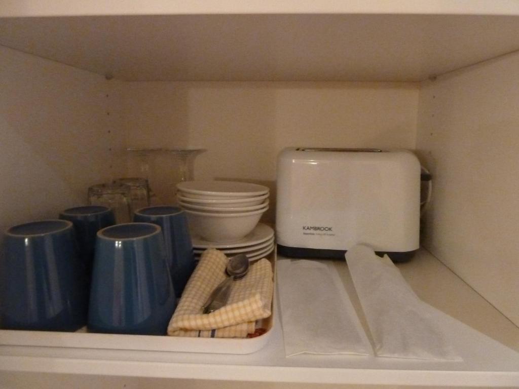 Standard Queen Room,1219878961:JPEG