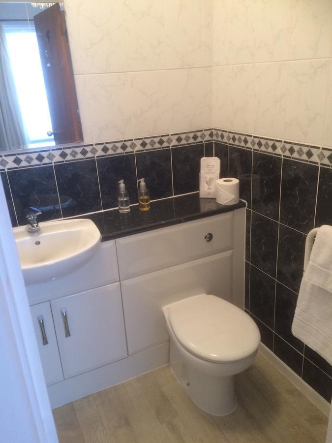 Double Room with Shower
