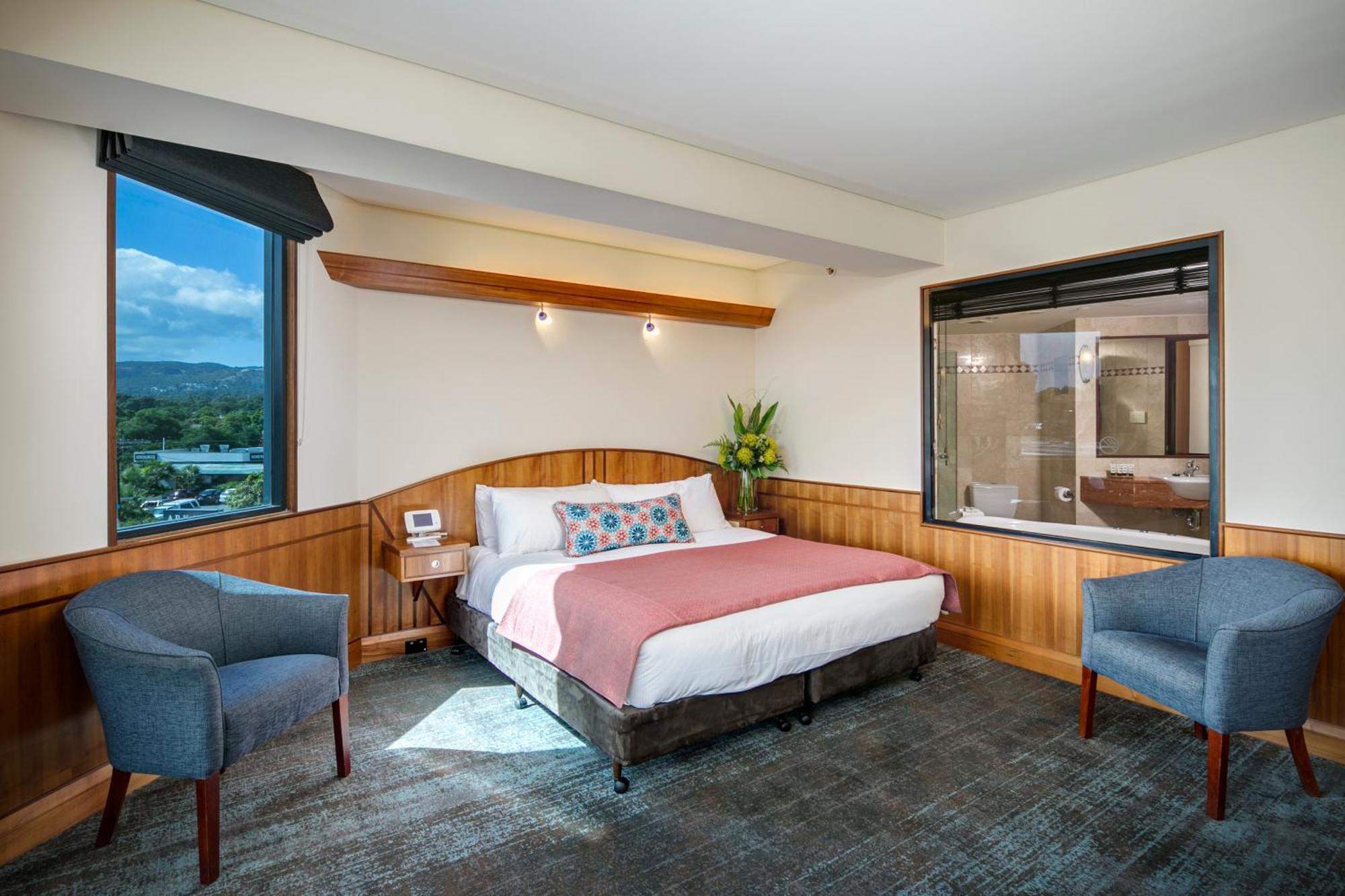 Luxury King Suite with Spa Bath,1330630409:JPEG