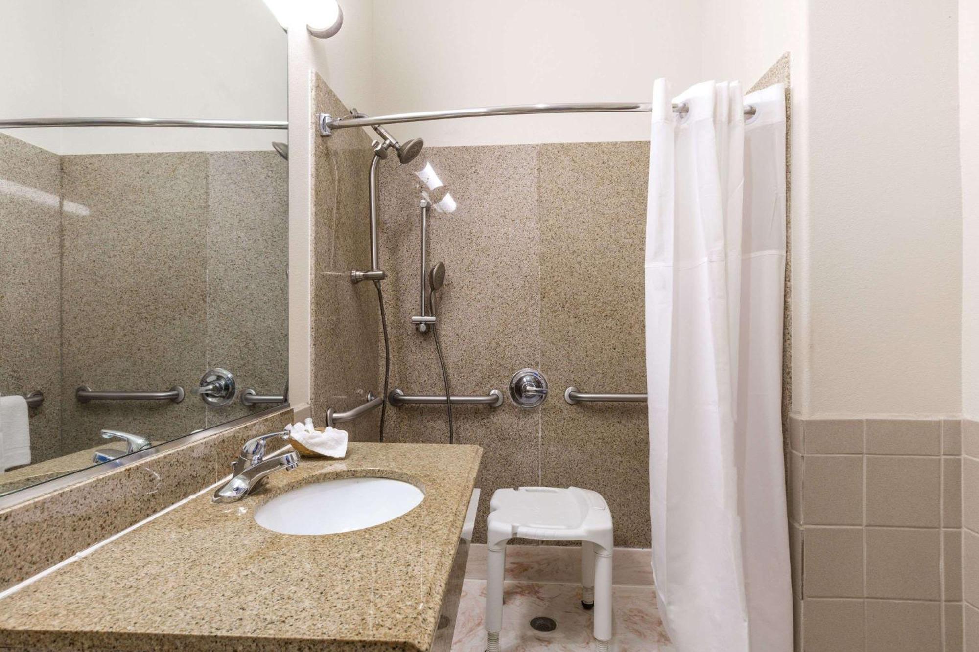 2 King Beds, Mobility Accessible Room, Roll-In Shower, Non-Smoking