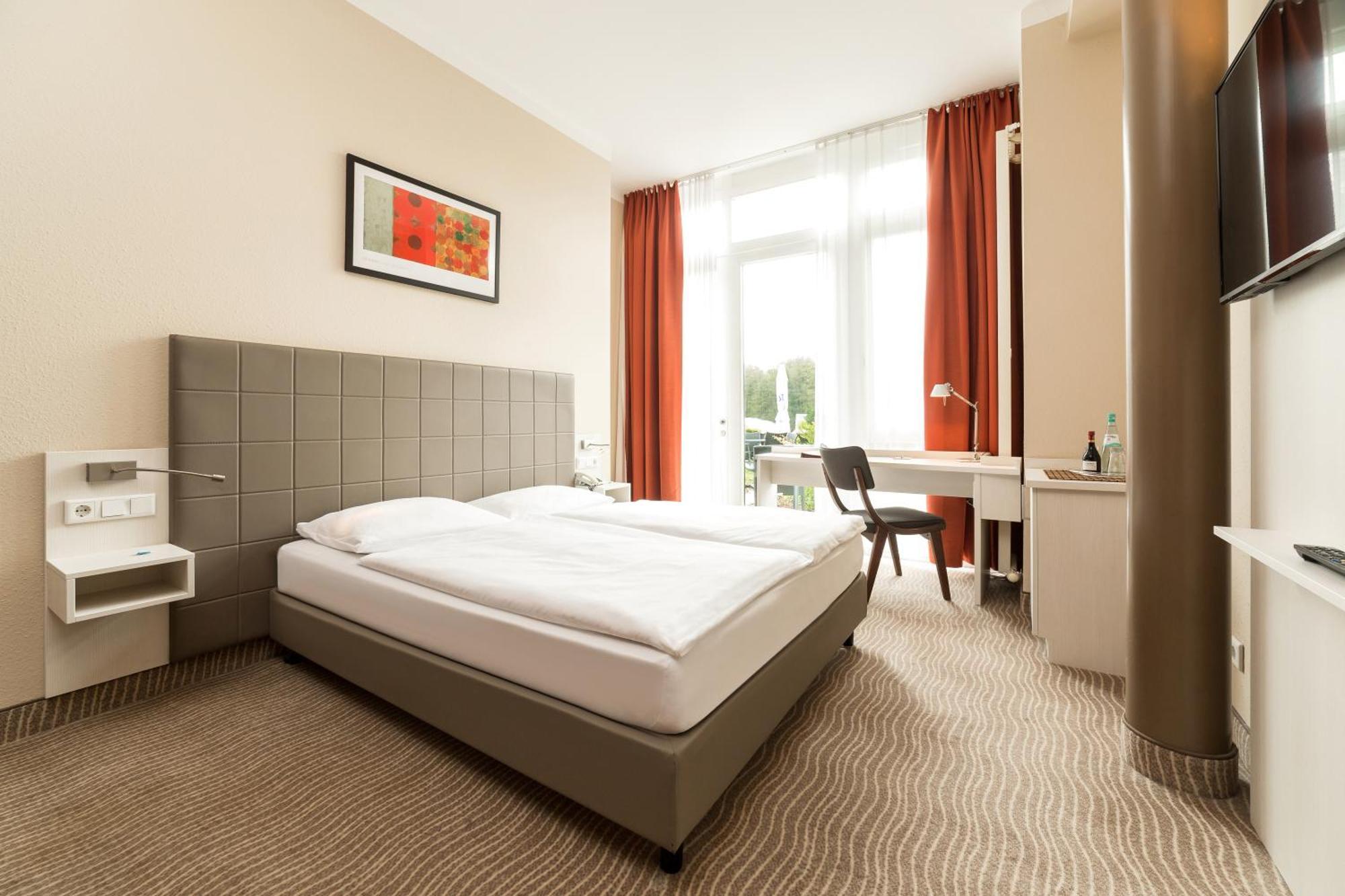 Standard Double Room River View