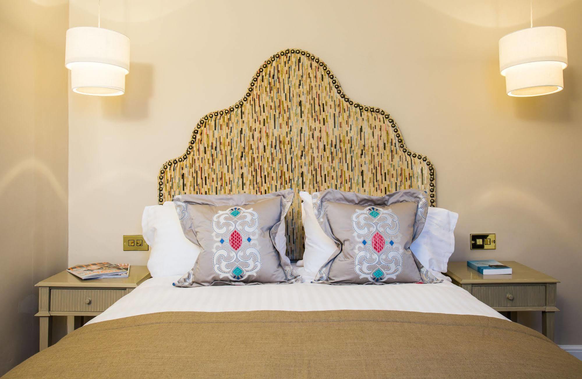 Deluxe Double Room with Shower
